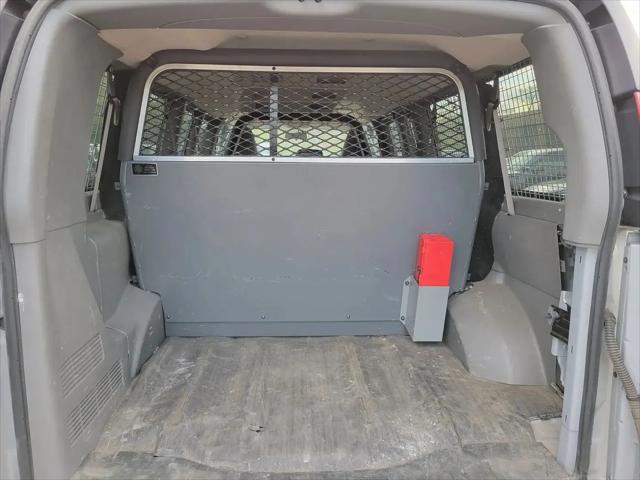 2020 Chevrolet Express Passenger RWD 3500 Extended Wheelbase LS