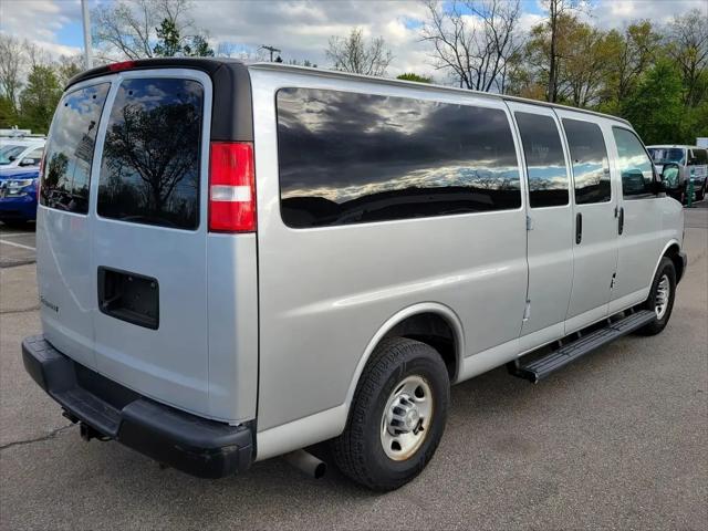 2020 Chevrolet Express Passenger RWD 3500 Extended Wheelbase LS
