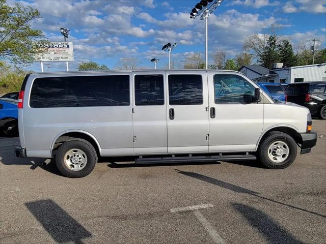 2020 Chevrolet Express Passenger RWD 3500 Extended Wheelbase LS