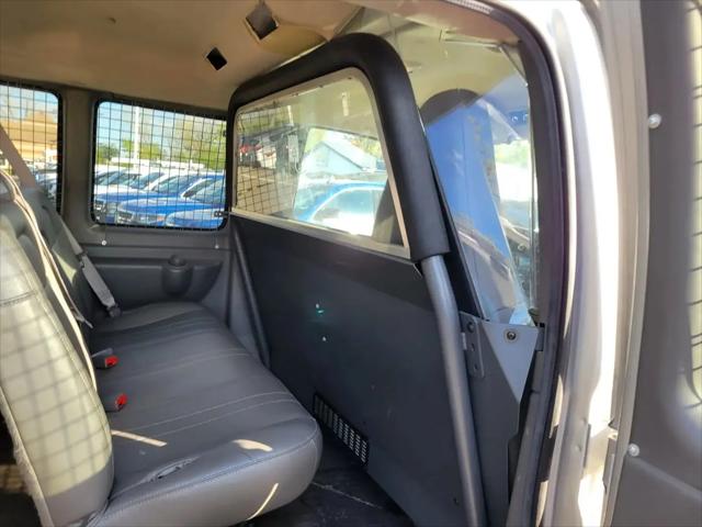 2020 Chevrolet Express Passenger RWD 3500 Extended Wheelbase LS