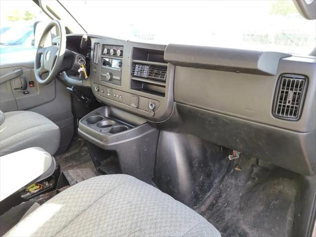 2020 Chevrolet Express Passenger RWD 3500 Extended Wheelbase LS