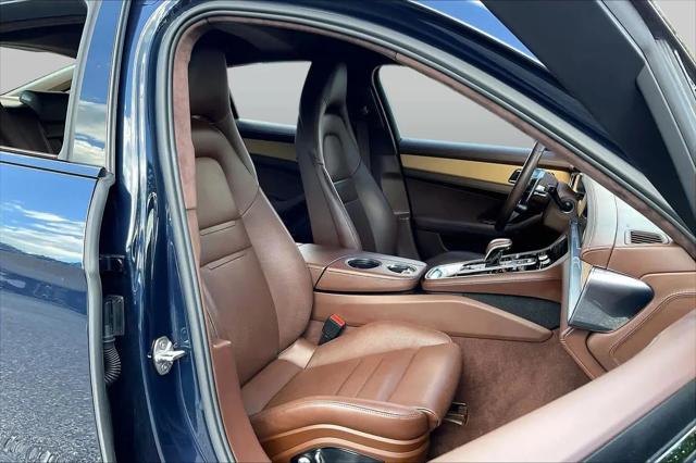 2020 Porsche Panamera GTS