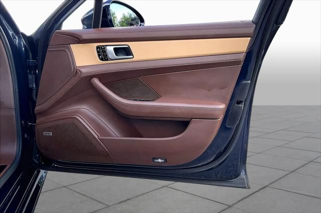 2020 Porsche Panamera GTS