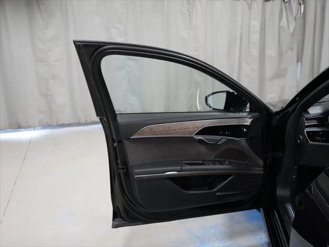 2025 Audi A8 L 55 TFSI quattro Tiptronic