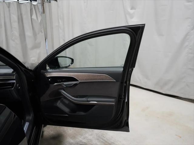 2025 Audi A8 L 55 TFSI quattro Tiptronic