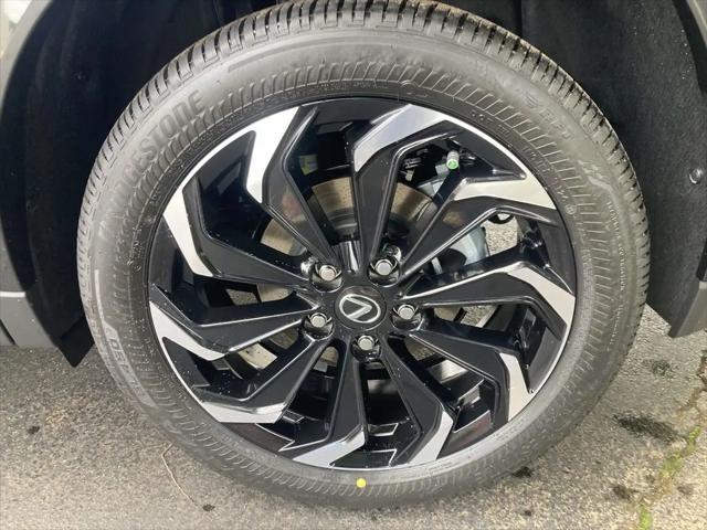 2026 Lexus 300 Premium