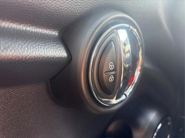 2018 MINI Convertible Cooper