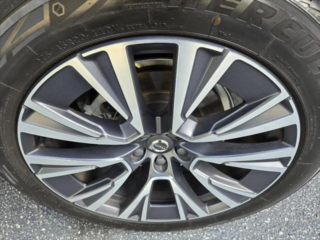 2022 Volvo XC90 T5 Momentum 7 Passenger