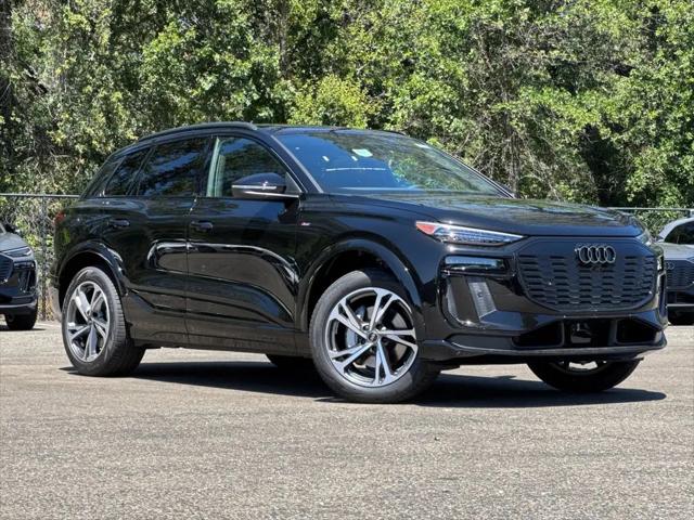 2027 Audi Q6 e-tron Premium Plus quattro