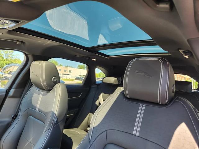 2026 Jaguar F-PACE R-Dynamic S P400 AWD Automatic