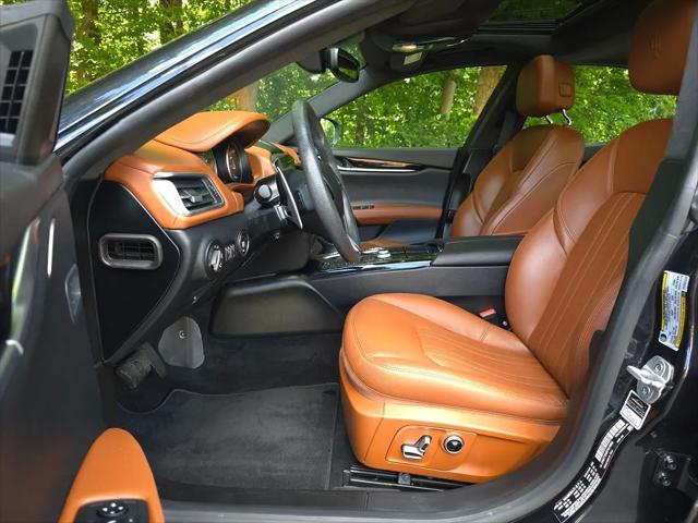 2023 Maserati Ghibli Modena