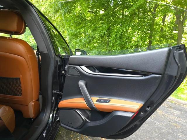 2023 Maserati Ghibli Modena