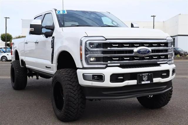 2023 Ford F-350 Platinum