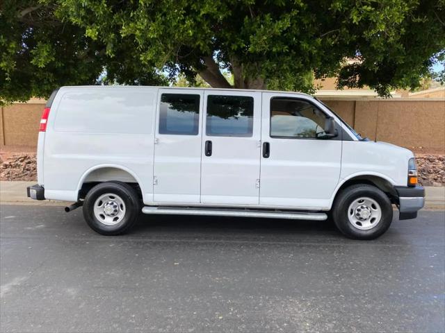 2025 Chevrolet Express Cargo Van RWD 2500 Regular Wheelbase WT