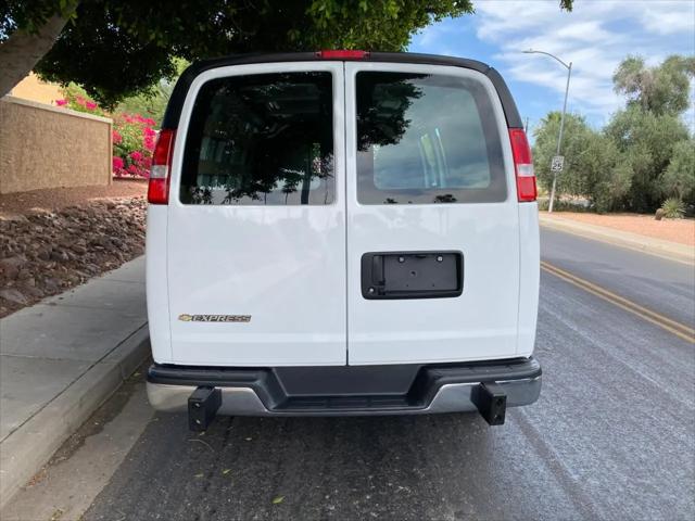 2025 Chevrolet Express Cargo Van RWD 2500 Regular Wheelbase WT