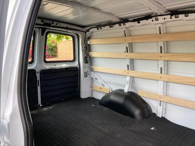 2025 Chevrolet Express Cargo Van RWD 2500 Regular Wheelbase WT