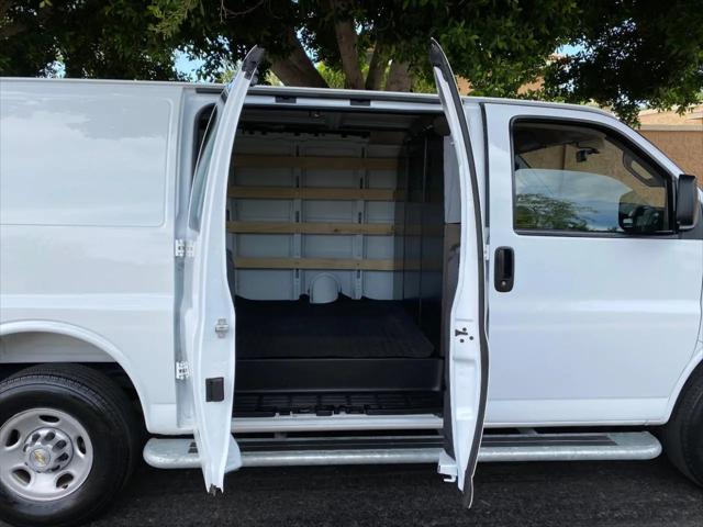 2025 Chevrolet Express Cargo Van RWD 2500 Regular Wheelbase WT