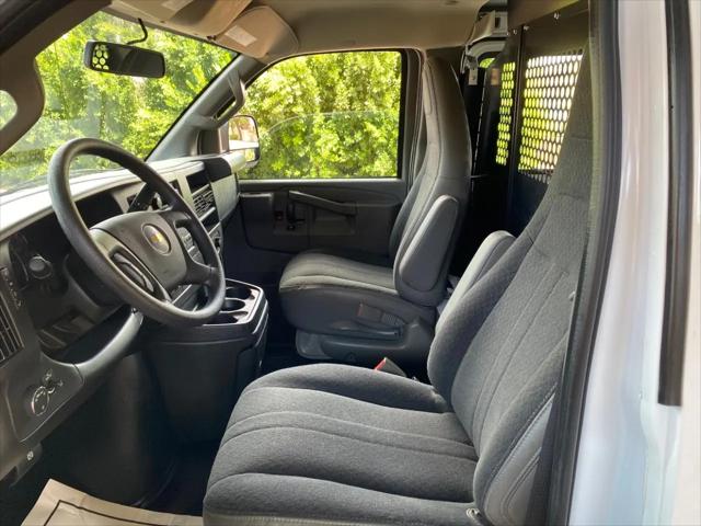 2025 Chevrolet Express Cargo Van RWD 2500 Regular Wheelbase WT