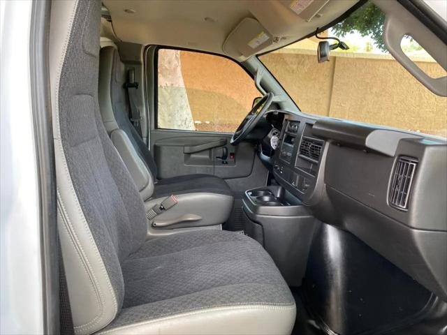 2025 Chevrolet Express Cargo Van RWD 2500 Regular Wheelbase WT