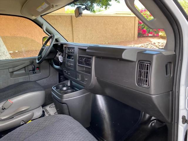 2025 Chevrolet Express Cargo Van RWD 2500 Regular Wheelbase WT