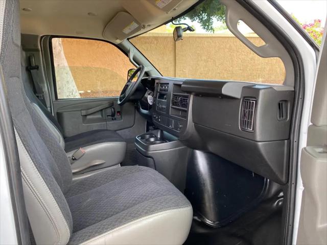 2025 Chevrolet Express Cargo Van RWD 2500 Regular Wheelbase WT