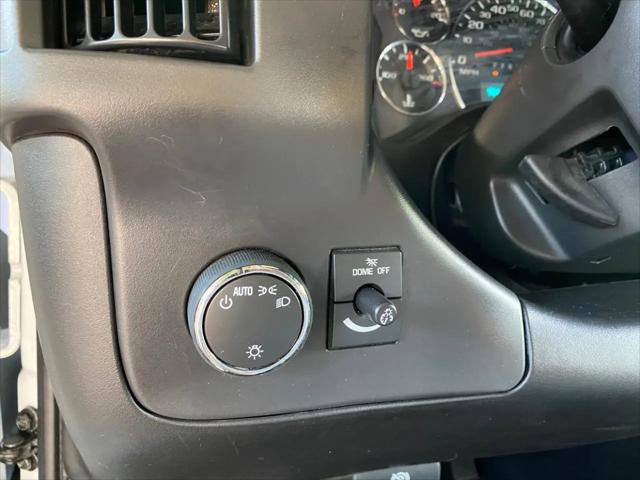 2025 Chevrolet Express Cargo Van RWD 2500 Regular Wheelbase WT