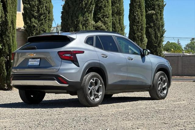 2024 Chevrolet Trax FWD LT