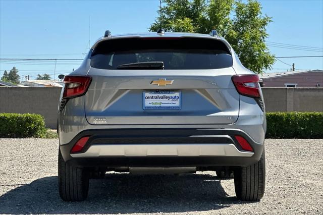 2024 Chevrolet Trax FWD LT