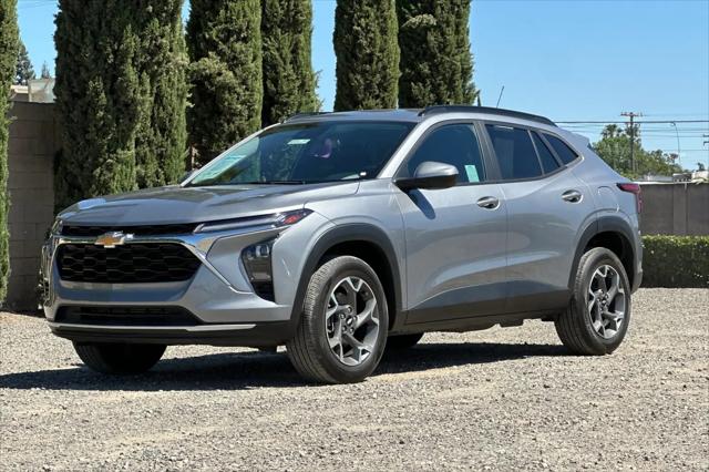 2024 Chevrolet Trax FWD LT