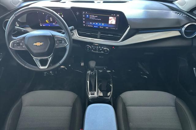 2024 Chevrolet Trax FWD LT