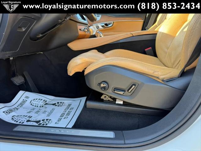 2017 Volvo XC90 Hybrid T8 Inscription