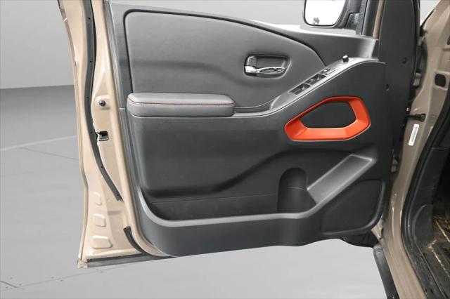 2022 Nissan Frontier Crew Cab PRO-X 4x2