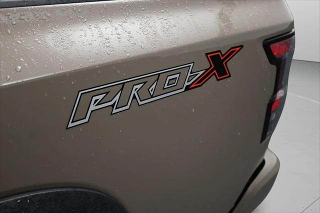 2022 Nissan Frontier Crew Cab PRO-X 4x2