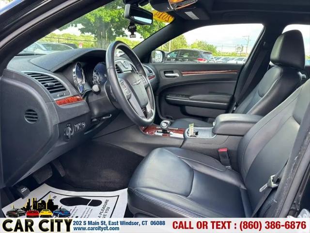 2014 Chrysler 300 Base