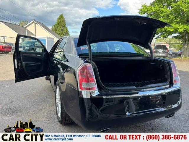 2014 Chrysler 300 Base