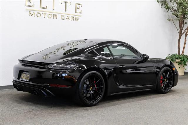 2021 Porsche 718 Cayman GTS 4.0