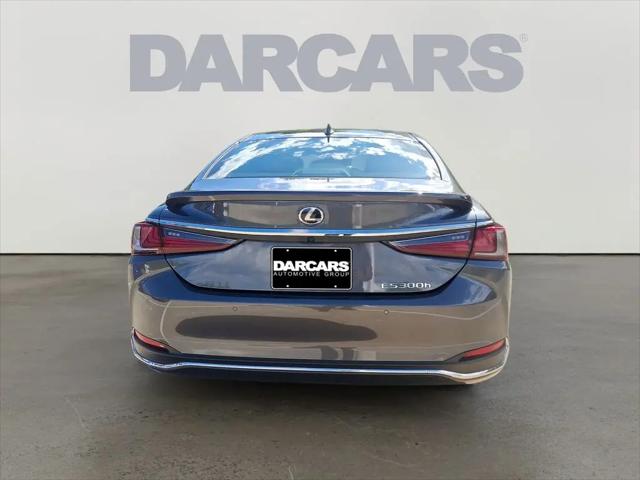2025 Lexus ES 300h ES 300h
