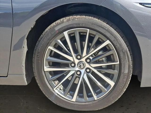 2025 Lexus ES 300h ES 300h