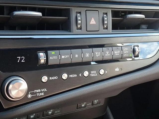 2025 Lexus ES 300h ES 300h