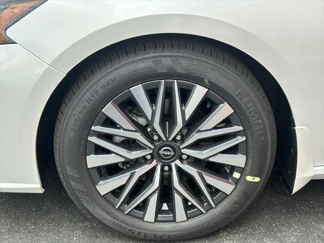 2026 Nissan Altima SV FWD