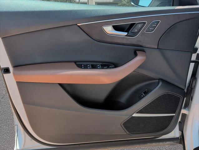 2019 Audi Q8 55 Premium