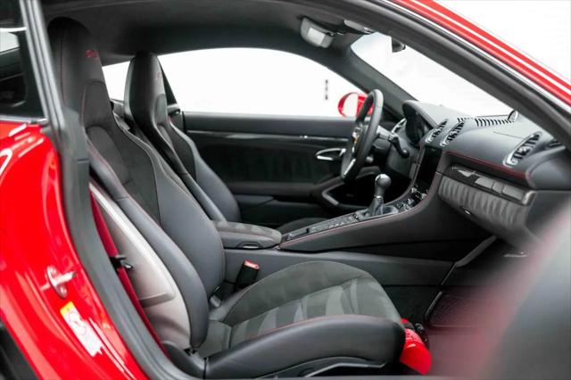 2024 Porsche 718 Cayman GTS 4.0