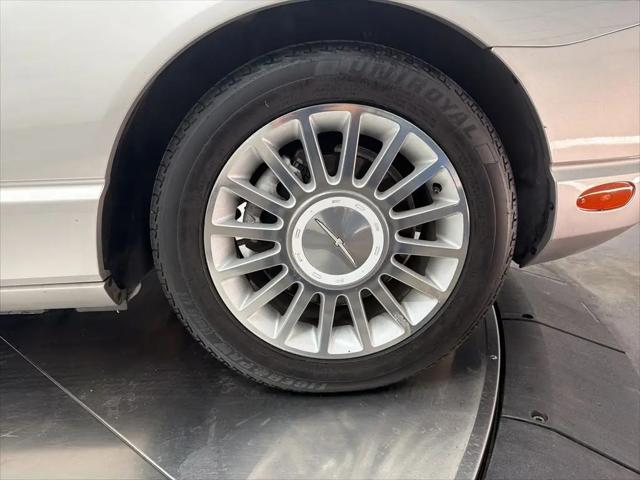 2005 Ford Thunderbird Premium