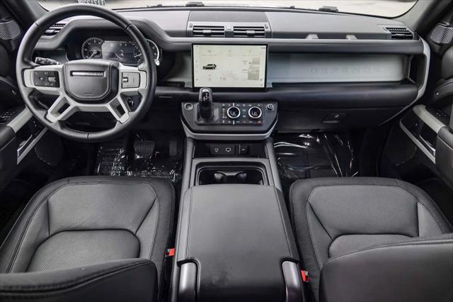 2023 Land Rover Defender 110 X-Dynamic SE