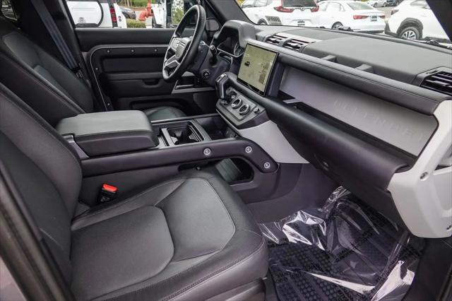 2023 Land Rover Defender 110 X-Dynamic SE