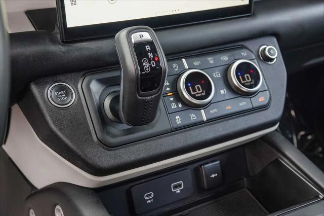 2023 Land Rover Defender 110 X-Dynamic SE