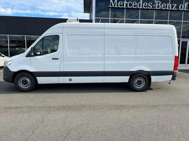 2025 Mercedes-Benz Sprinter 2500 High Roof 4-Cyl Diesel HO