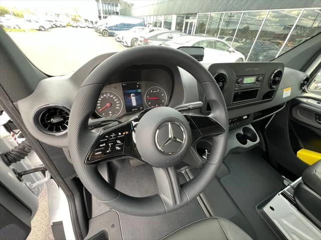 2025 Mercedes-Benz Sprinter 2500 High Roof 4-Cyl Diesel HO
