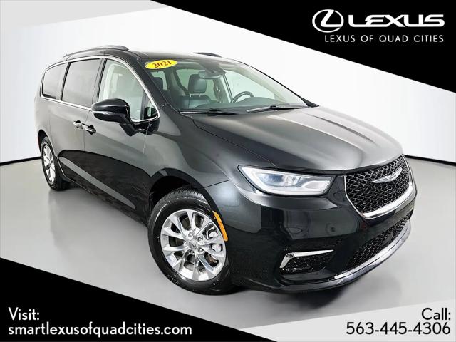 2021 Chrysler Pacifica Touring L AWD for sale in Davenport, IA