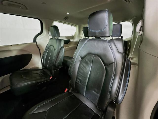2021 Chrysler Pacifica Touring L AWD